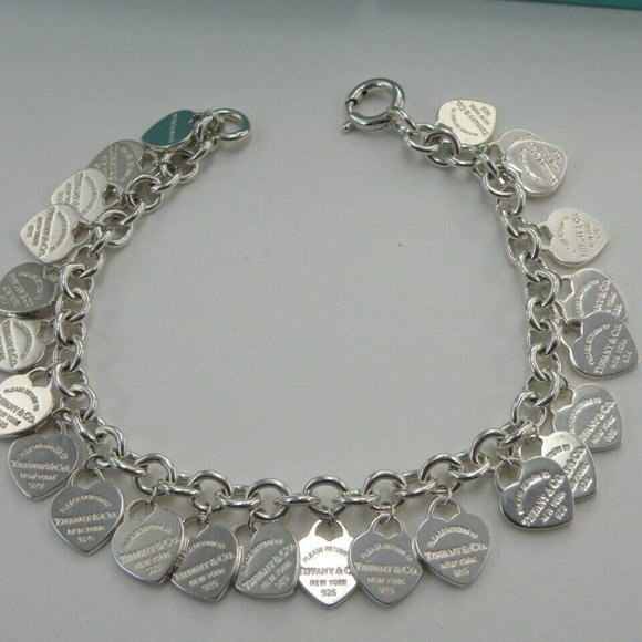 NEW Mini Heart Earrings Return to Tiffany & Co 925 Sterling Silver Threaders - Picture 16 of 16